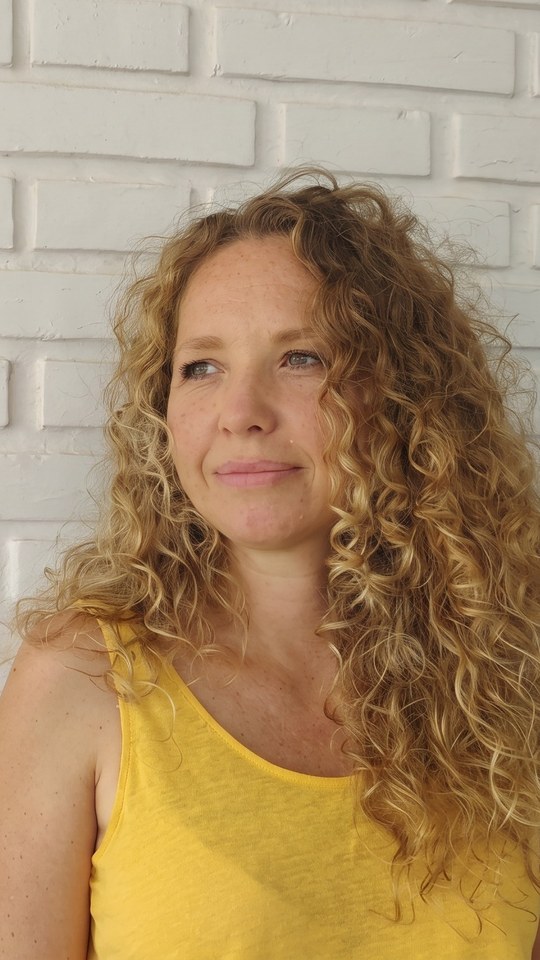 Dr. med. Sabrina Kising - Online-Therapeutin für Trauma, Paar-Therapie und Sexualtherapie